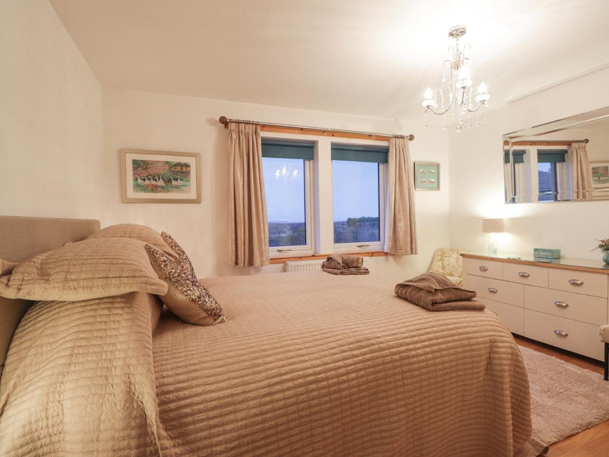 Roselea Villa บรอดฟอร์ด ภายนอก รูปภาพ