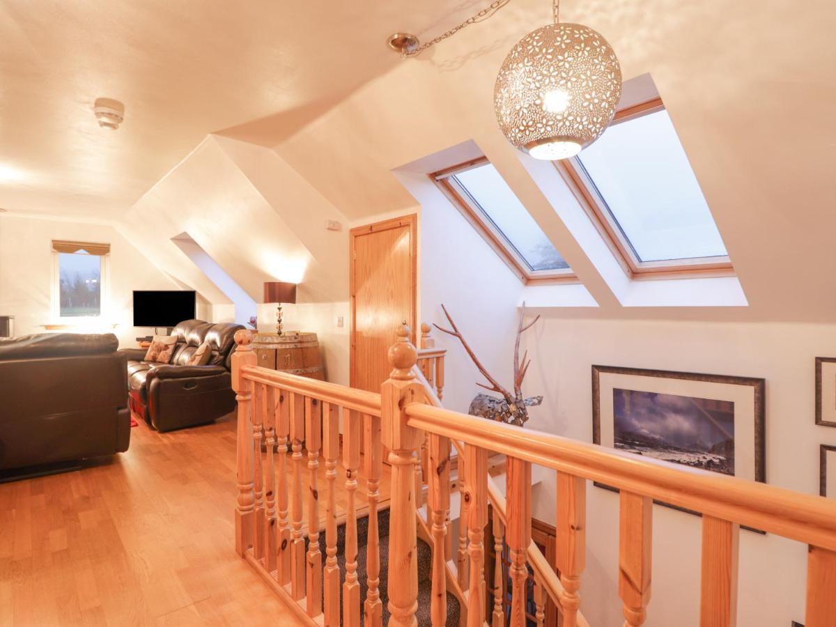 Roselea Villa บรอดฟอร์ด ภายนอก รูปภาพ